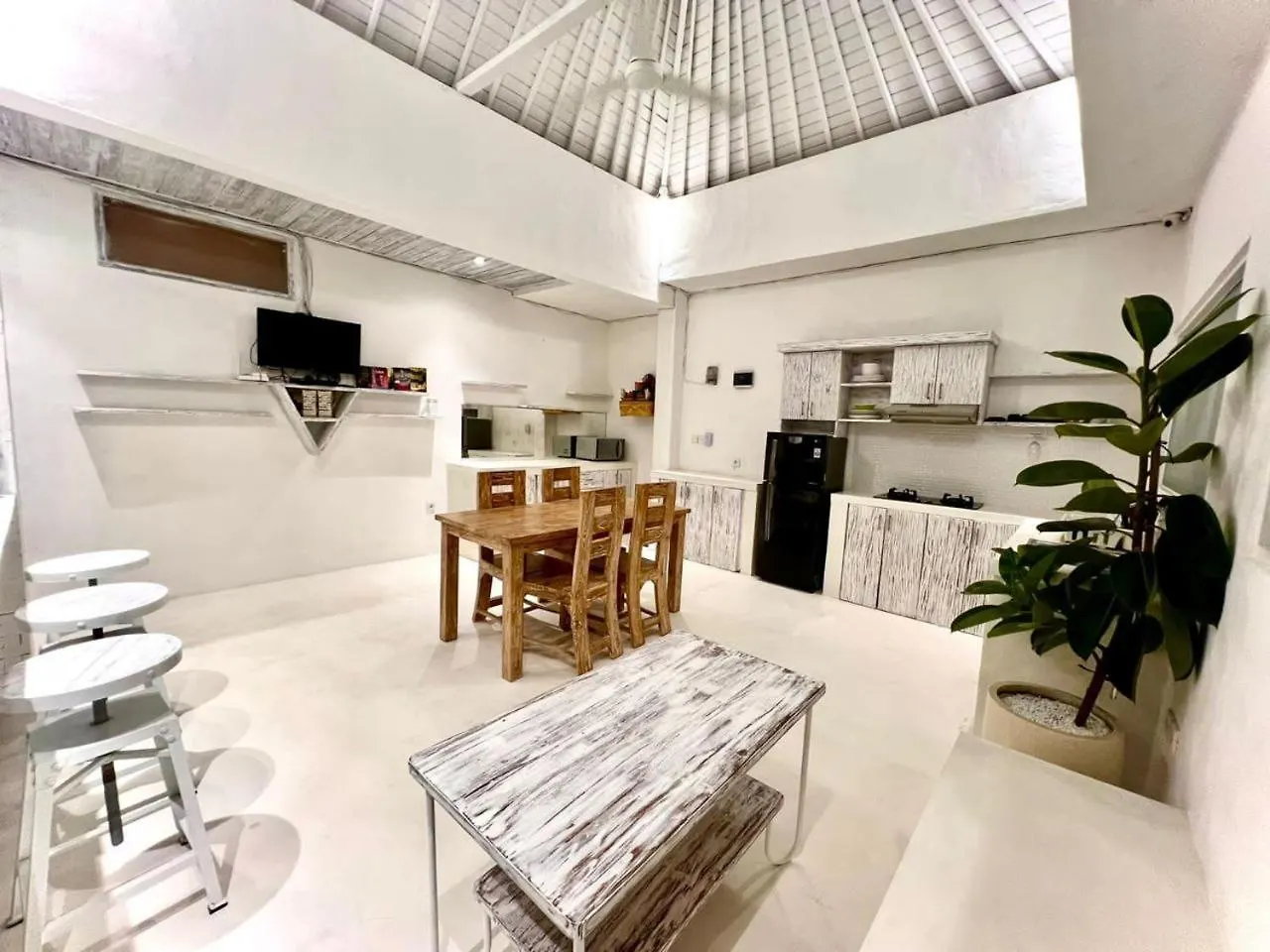 בית הארחה אומאלאס Baliview Homestay